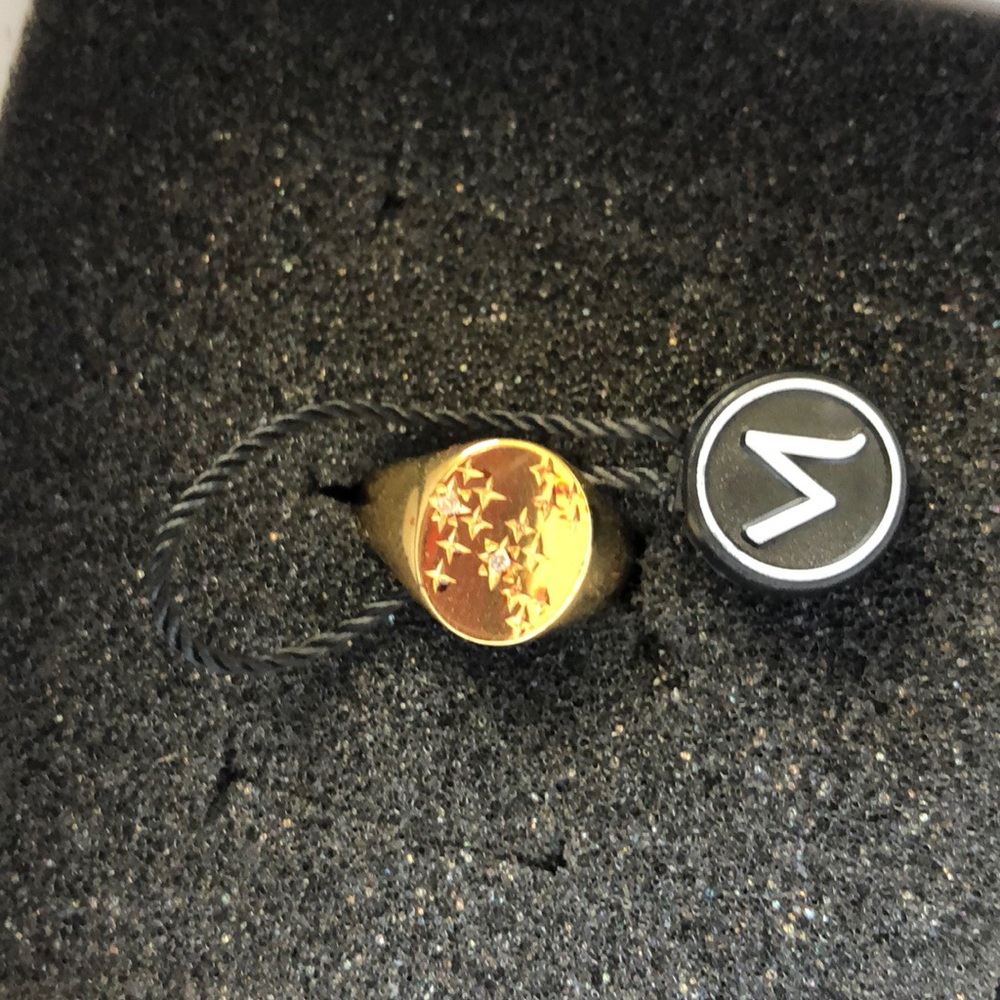 Mejuri Sagittarius Ring